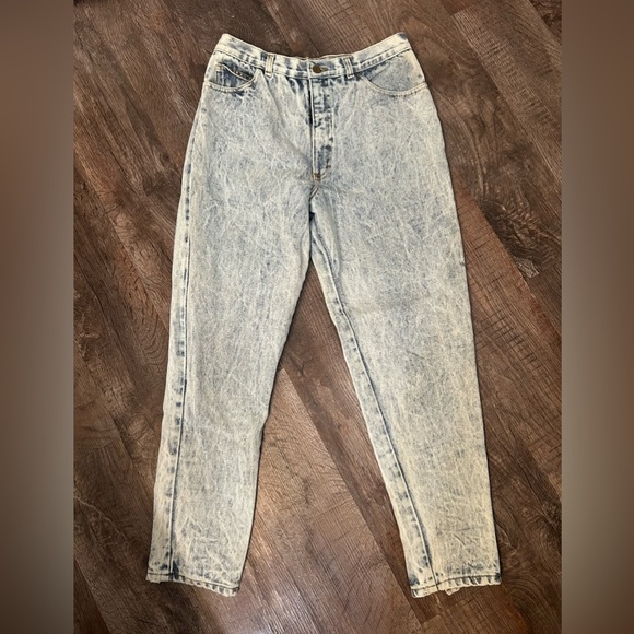 Vintage Prezzia High-Rise Acid Wash Mom Jeans - Picture 3 of 12